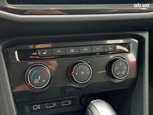 Volkswagen Tiguan 2017 черный - фото 15