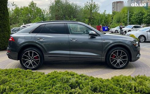 Audi Q8 2019 - фото 8