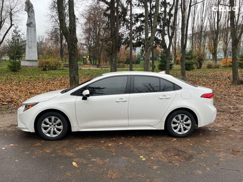 Toyota Corolla 2021 белый - фото 8