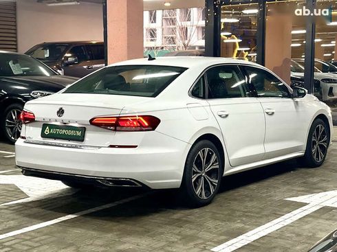 Volkswagen Passat 2020 - фото 14