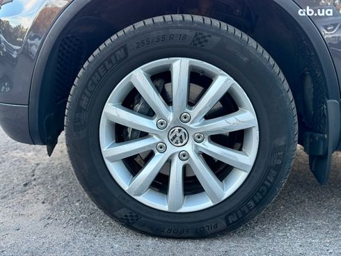 Volkswagen Touareg 2012 серый - фото 50