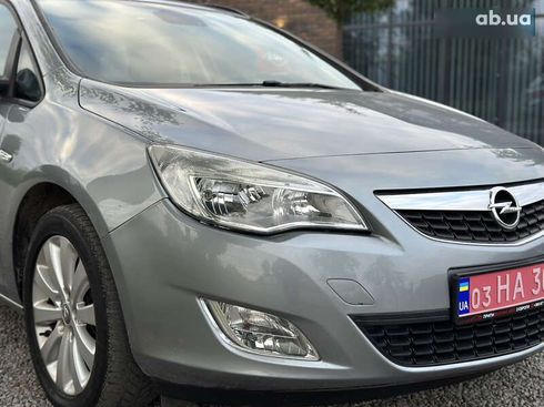 Opel Astra 2010 - фото 5