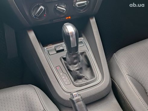Volkswagen Jetta 2012 черный - фото 19