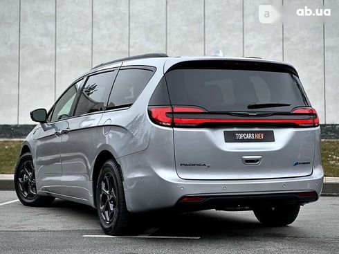 Chrysler Pacifica 2021 - фото 12