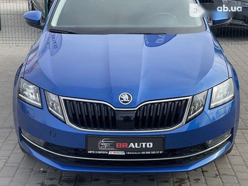 Skoda Octavia 2019 - фото 14