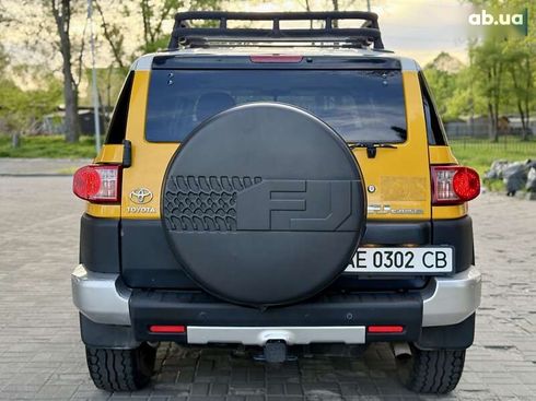 Toyota FJ Cruiser 2007 - фото 15