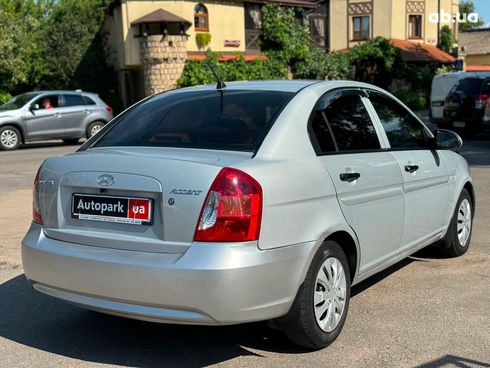 Hyundai Accent 2007 серый - фото 6