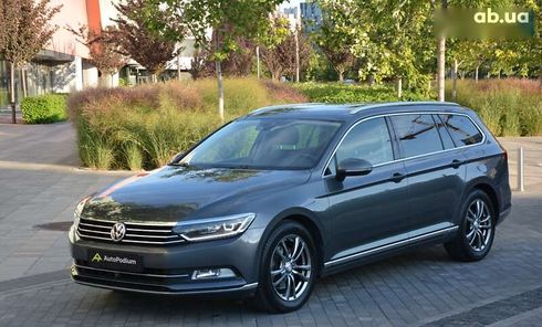 Volkswagen Passat 2016 - фото 27