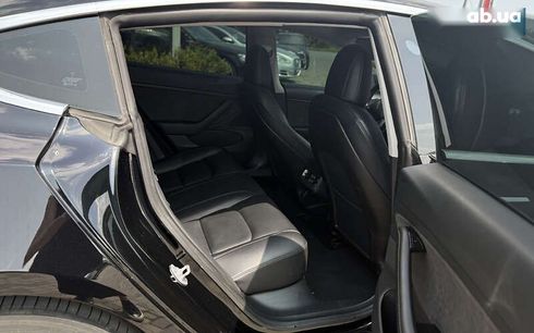 Tesla Model 3 2020 - фото 11