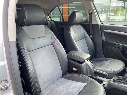 Skoda Octavia 2011 - фото 21