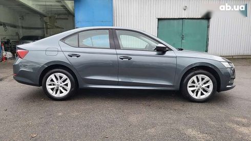 Skoda Octavia 2021 - фото 18