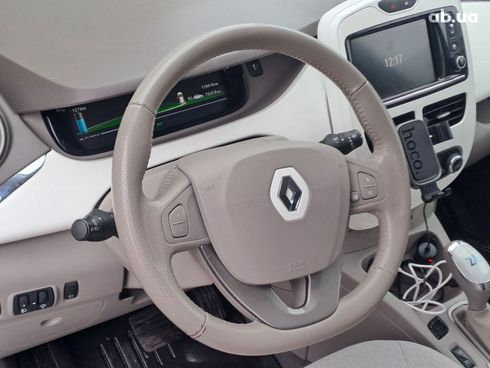 Renault Zoe 2019 белый - фото 7