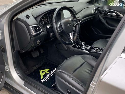 Infiniti QX30 2017 - фото 9