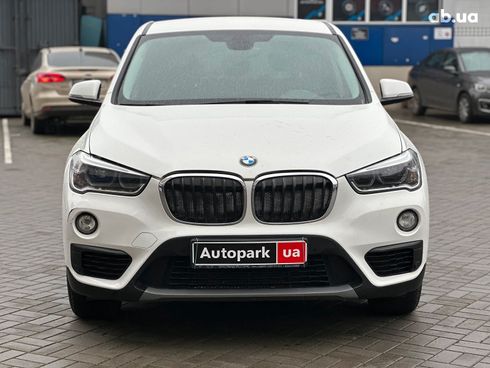 BMW X1 2016 белый - фото 2