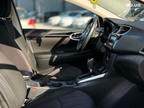 Nissan Sentra 2019 серый - фото 9