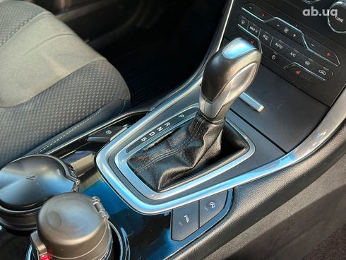 Ford Edge 2016 черный - фото 26