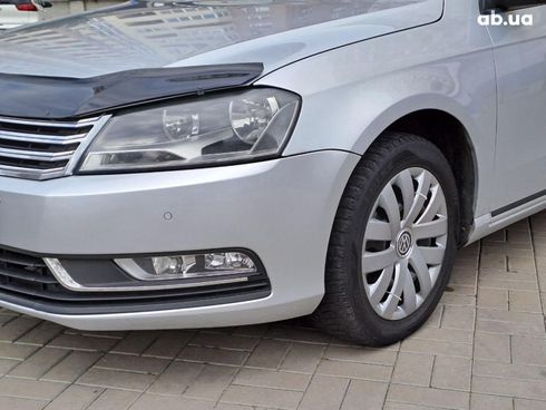 Volkswagen passat b7 2013 серый - фото 10