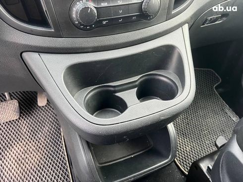 Mercedes-Benz V-Класс 2015 бежевый - фото 27