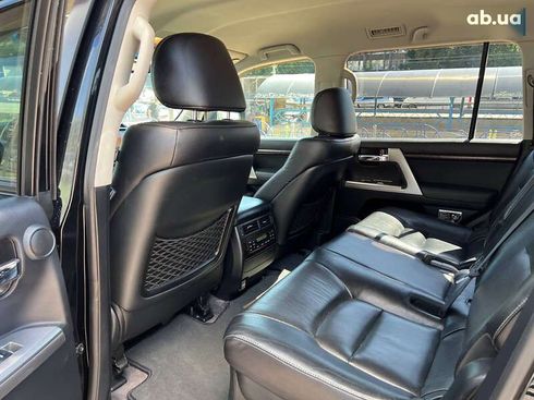 Toyota Land Cruiser 2012 - фото 14