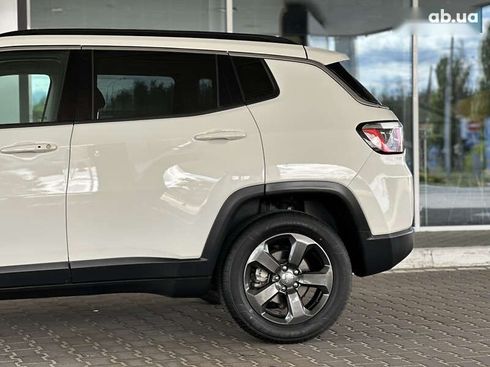 Jeep Compass 2020 - фото 14