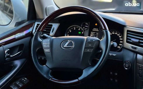 Lexus LX 2014 - фото 11