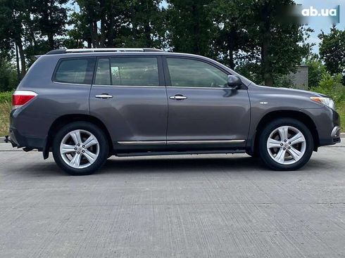 Toyota Highlander 2012 - фото 17