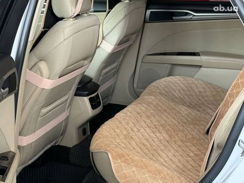 Ford Fusion 2015 белый - фото 15