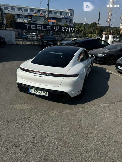 Porsche Taycan 2020 - фото 13