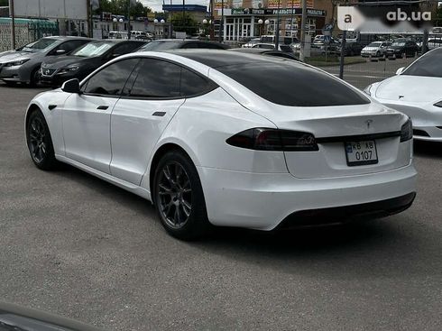 Tesla Model S 2022 - фото 15