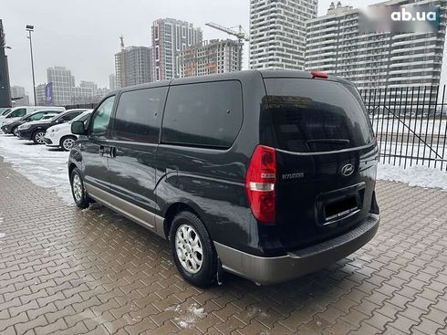 Hyundai H-1 2013 - фото 6