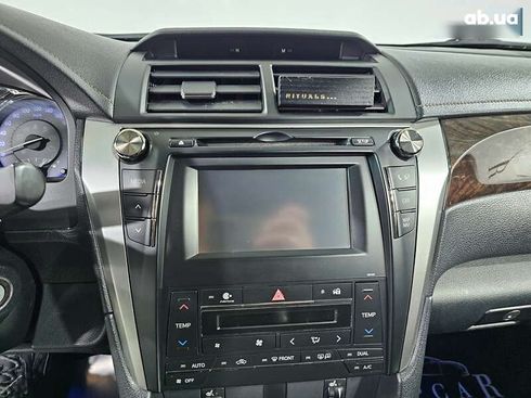 Toyota Camry 2015 - фото 29