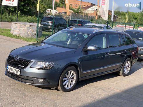 Skoda Superb 2013 - фото 3