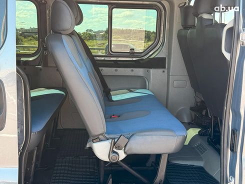Renault Trafic 2014 серый - фото 19