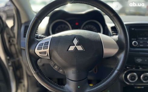 Mitsubishi Lancer 2013 - фото 15