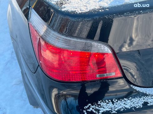 BMW 5 серия 2004 черный - фото 11