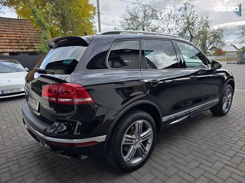 Volkswagen Touareg 2017 - фото 17