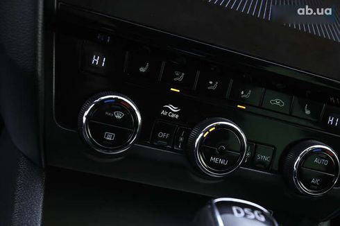 Skoda Octavia 2019 - фото 21