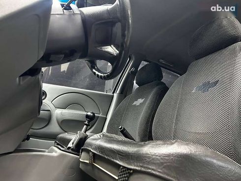 Chevrolet Aveo 2005 - фото 10