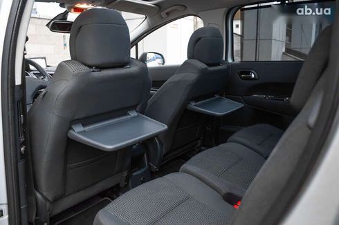 Peugeot 5008 2012 - фото 15