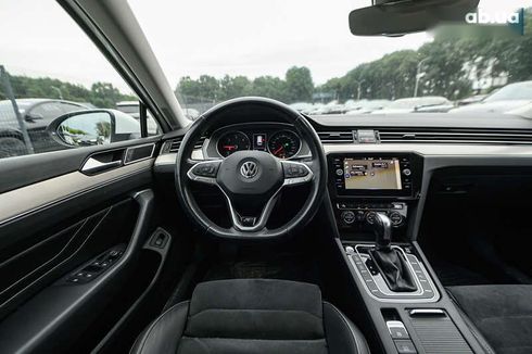 Volkswagen Passat 2020 - фото 21