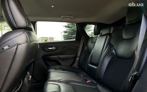 Jeep Cherokee 2019 - фото 12