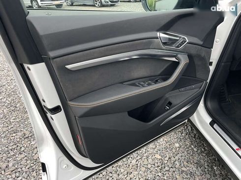 Audi E-Tron 2022 - фото 17