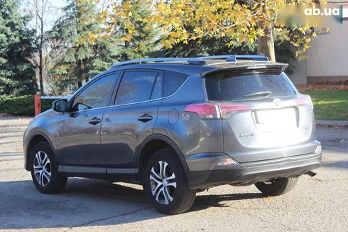 Toyota RAV4 2016 - фото 9