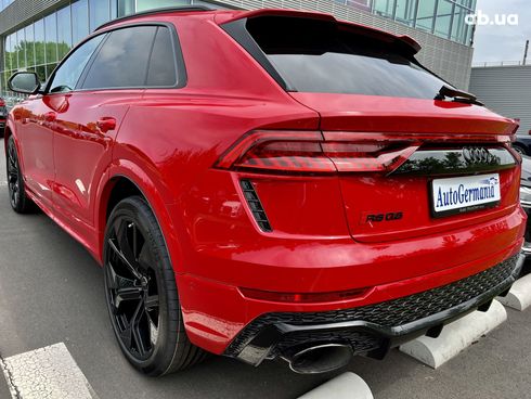 Audi RS Q8 2022 - фото 28