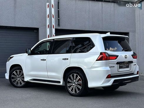 Lexus LX 2019 - фото 28