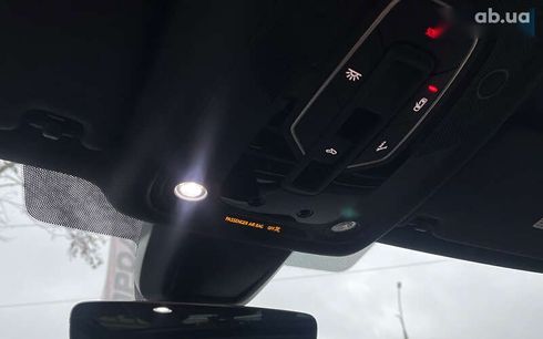 Audi A4 2020 - фото 20
