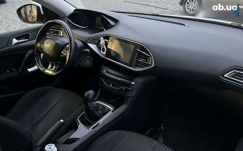 Peugeot 308 2016 - фото 26