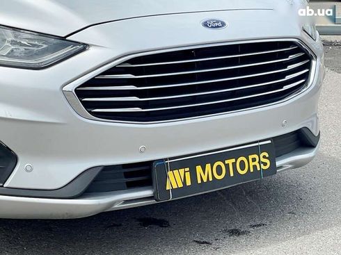 Ford Fusion 2018 - фото 23