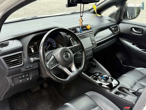 Nissan Leaf 2018 - фото 16