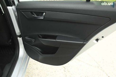 Skoda Fabia 2015 - фото 28